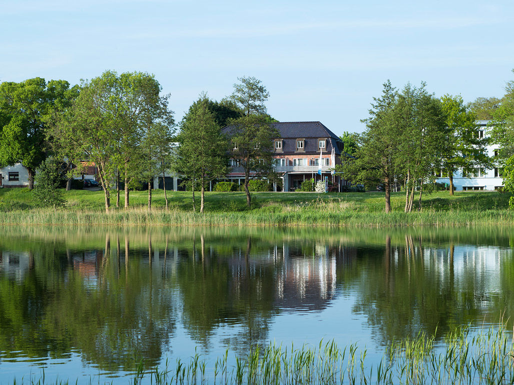 Hotel Am See Grevesmuehlen Exterior photo