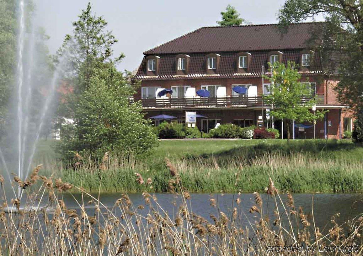 Hotel Am See Grevesmuehlen Exterior photo